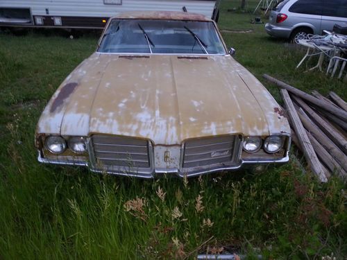 1971 oldsmobile cutlass holiday coupe with 350 rocket - original - 2nd owner