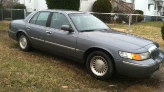 Low miles - only 44k -- mercury grand marquis newer battery, brakes and tires!