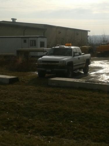2002 chevy lt pick up with plow