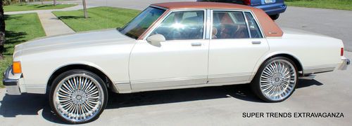 Custom 1986 chevrolet caprice brougham 350ci pearl white new 24" tires cold a/c