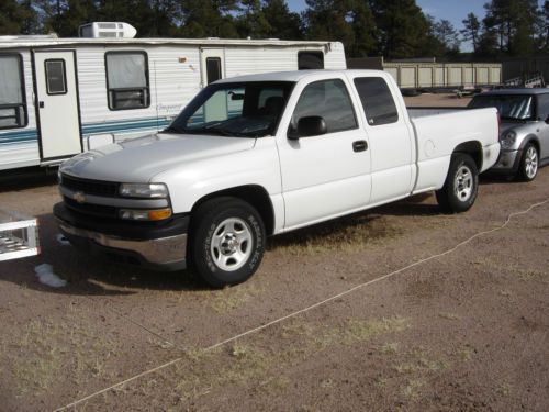 Very low miles, crew cab, tow pkg, new battery