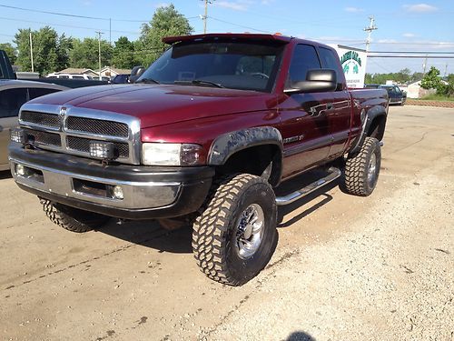 2001 lifted ram 2500 4x4 off roader