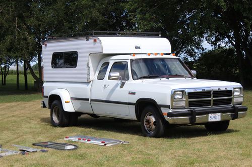 1992 dodge ram d350 custom / le with camper