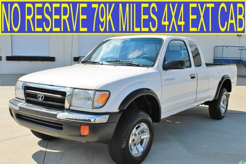 No reserve 79k miles extended cab 4x4 sr5 2.7l 4 cylinder 01 02 03 04 05 tundra