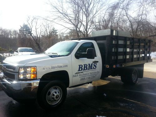 2012 chevy 3500hd 12' rack truck 4500 miles 4wd like new