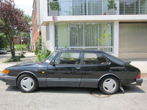 1990 saab 900 spg hatchback 2-door 2.0l