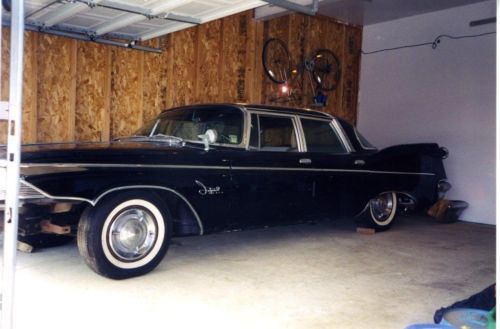 1960 imperial crown 4dr sedan with factory ac. original; not running.