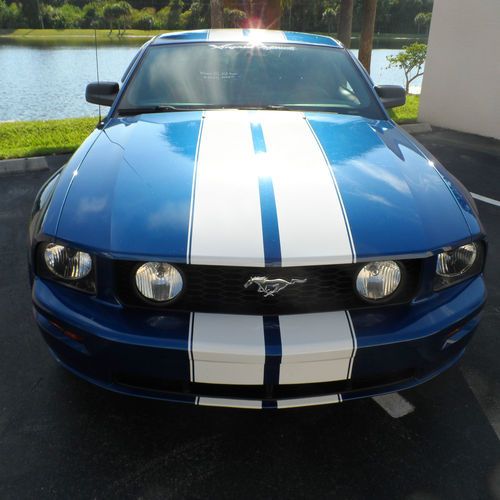 Additional details 2006 ford mustang gt msrp $42,471 mark iii package !wow!