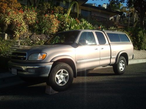 used camper shell toyota tundra #5