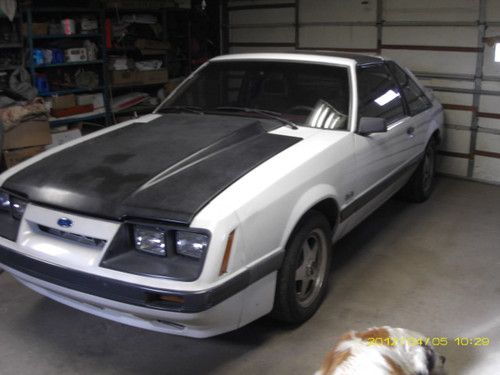 1986 ford mustang gt 5.0 t-tops hatch back 5 speed 302 engine see video lx