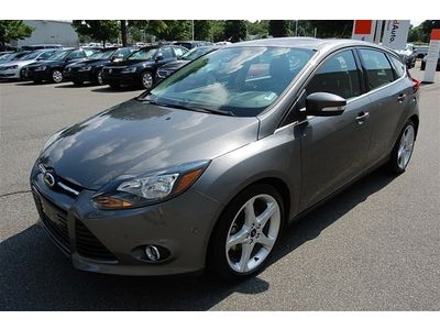 2.0l gray automatic 4dr hatchback leather trimmed carfax certified