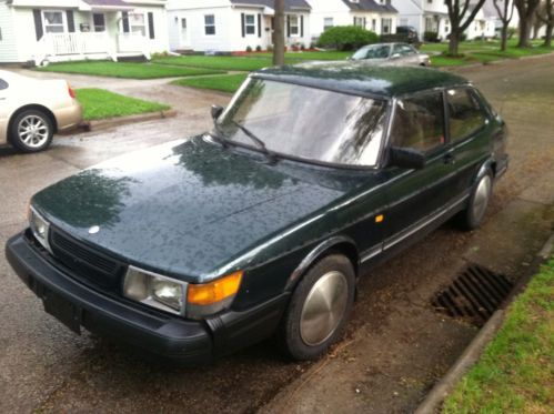 1993 saab 900 16 valve....one-of-a-kind.push button start-last year classic body
