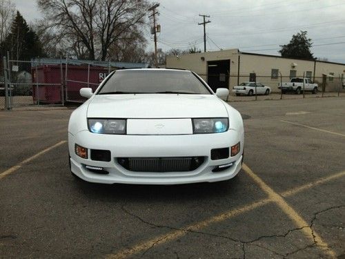 Much horsepower does nissan 300zx twin turbo have #8