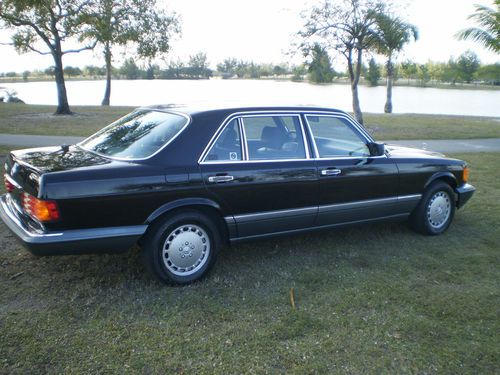 1991 mercedes 420 sel . best color combo one owner only 64 k miles. showroom con