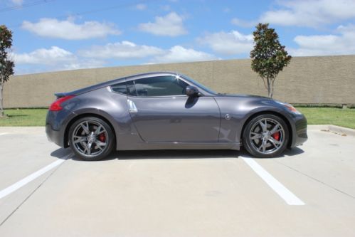 2010 nissan 370z 40th anniversary edition coupe 2-door 3.7l