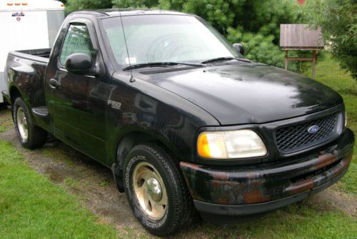 1998 ford f-150 xlt standard cab pickup 2-door 4.2l - stx flareside