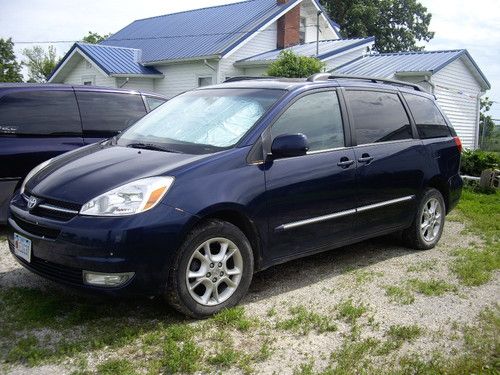 2004 toyota sienna xle limited awd features #7