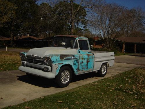 1958 chevy apache pickup