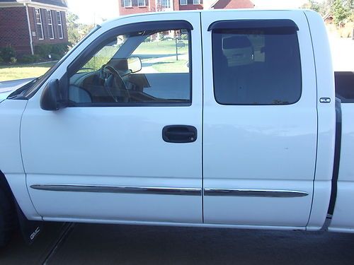 Gmc sierra 2003 full size  white 155k pickup 4 door extended cab v8 5.3
