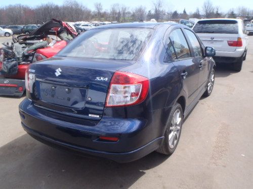 2009 suzuki sx4 only 62k miles runs salvage rebuildable as is fixable