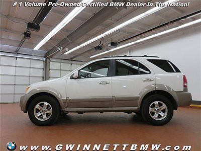 Ex low miles 4 dr suv automatic gasoline 3.5l v6 cyl white