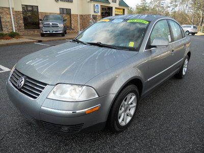 2.4l i-4 cyl one owner, ex trim, 4wd, leather, sunroof, well maintained