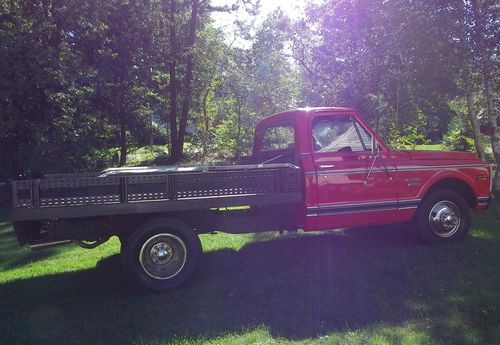 Private collector 1969 chevy cheyenne c-20 dually shop truck / harley hauler