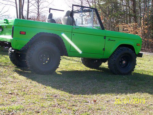 1974 ford bronco "rhino monster" 302 v-8 w/power steering