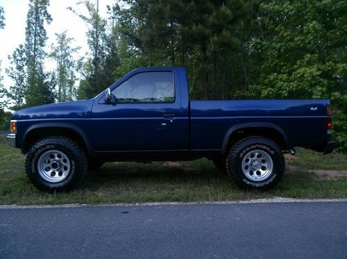 1991 Nissan pickup 4x4 for sale #2