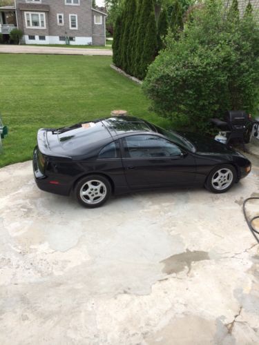 1994 nissan 300zx base coupe 2-door 3.0l 5 spd. manual  leather