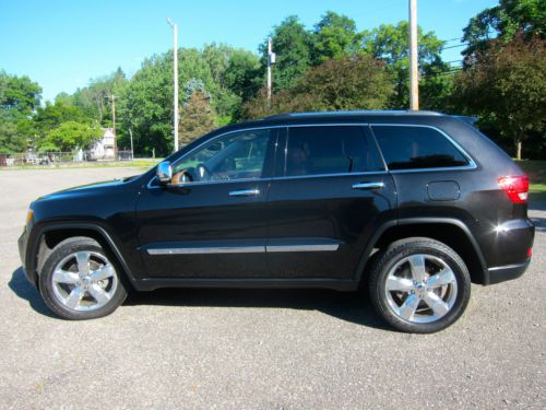 2011 jeep grand cherokee overland summit v6 - fully loaded