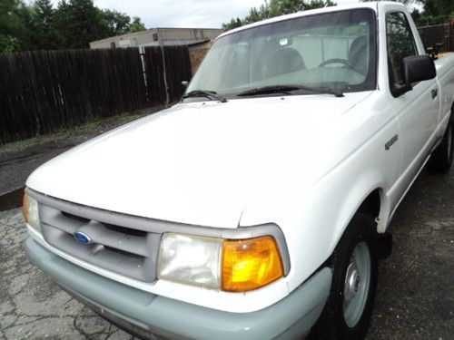 1997 ranger 3.0 4cyl automatic a/c runs &amp;looks super this is a good one!