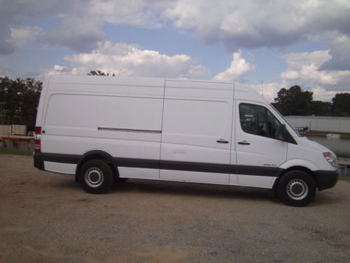2008 dodge sprinter 170 wb mercedes diesel runs and drives great no reserve